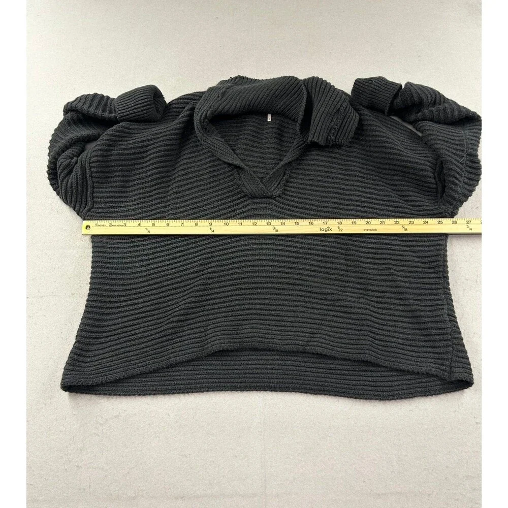 Free People Marlie Pullover sweater Knit V-neck collar Medium